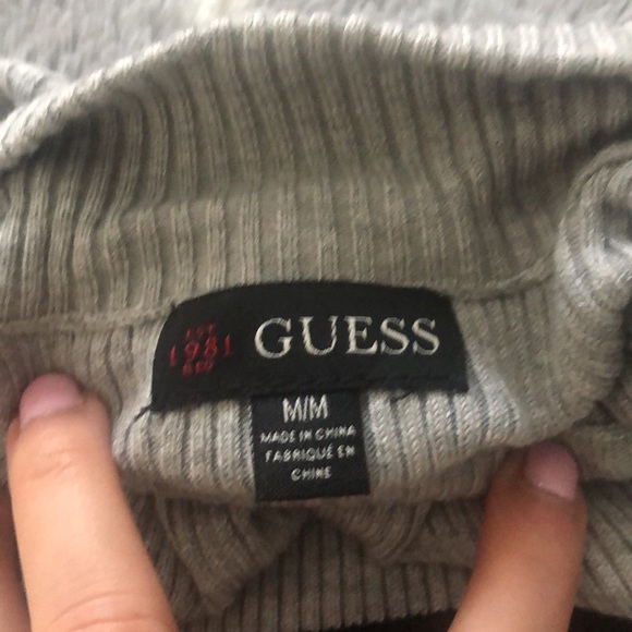 🆕Guess Long Bell Sleeve Sweater NWT - Picture 5 of 10
